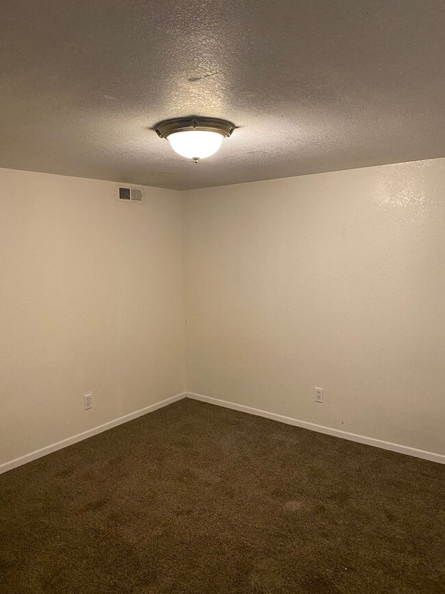 1215 E 16th St in Greeley, CO - Building Photo - Building Photo