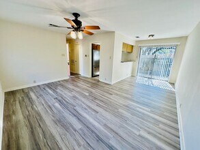 6810 Deatonhill Dr in Austin, TX - Building Photo - Building Photo
