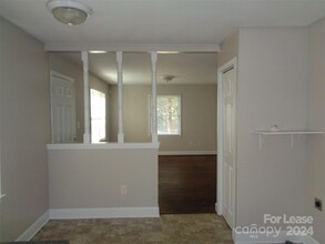 5311 Greenbrook Dr in Charlotte, NC - Building Photo - Building Photo