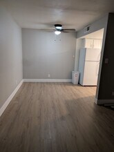 PLAZA in Sacramento, CA - Building Photo - Interior Photo