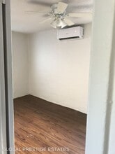 2160 NW 29th St in Oakland Park, FL - Building Photo - Building Photo