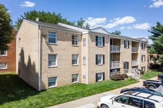 Springfield Square in Springfield, VA - Building Photo - Building Photo