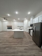 7001 E Sugarloaf St in Siloam Springs, AR - Building Photo - Building Photo