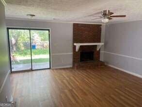 8238 Canyon Forge Dr in Riverdale, GA - Building Photo - Building Photo