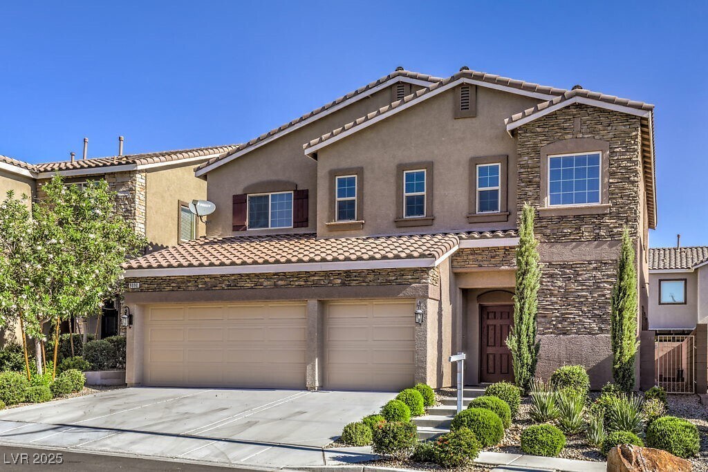 9090 Irish Elk Ave in Las Vegas, NV - Building Photo