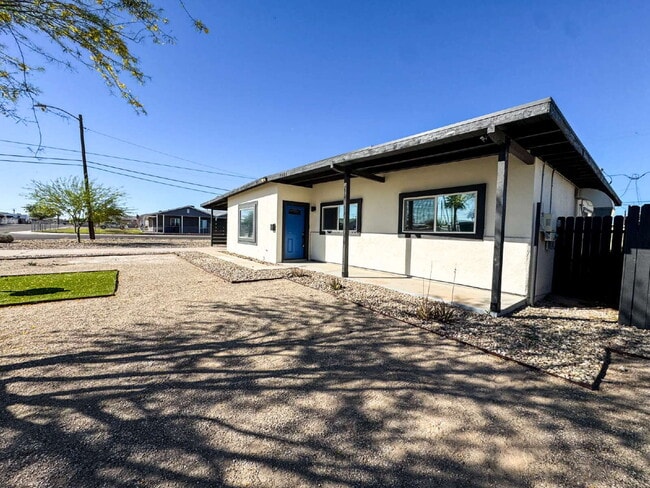 1338 S 10th Ave in Yuma, AZ - Building Photo - Building Photo