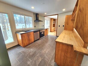 568 River Rd in Rhinebeck, NY - Building Photo - Building Photo