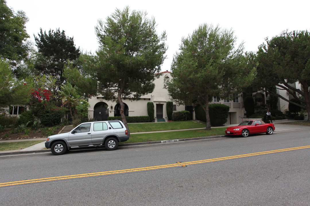 946-948 17th St in Santa Monica, CA - Building Photo