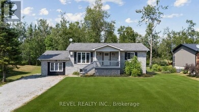 40 Greenwood Crescent in Kawartha Lakes, ON - Building Photo - Building Photo