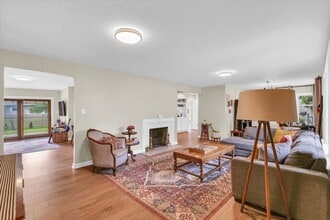 1207 W University Ave in Champaign, IL - Building Photo - Building Photo