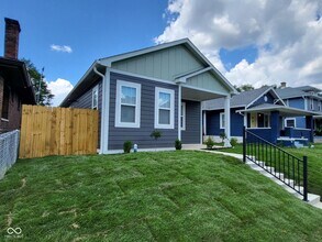 822 N Gray St in Indianapolis, IN - Building Photo - Building Photo