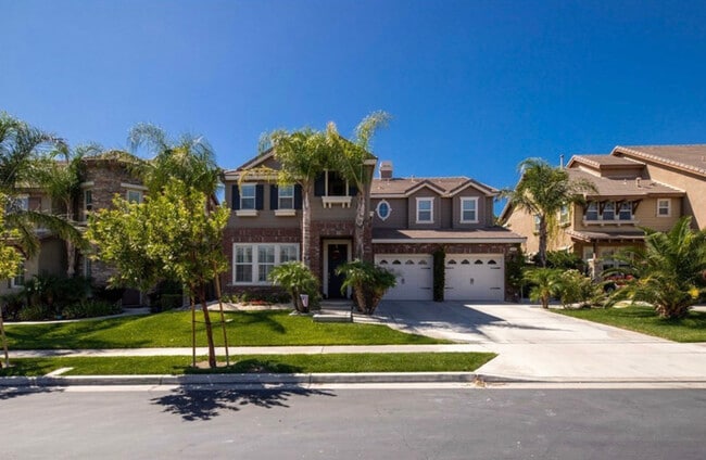 5448 Turin Way in Fontana, CA - Building Photo - Building Photo