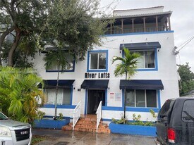 1021 NW 3rd St in Miami, FL - Building Photo