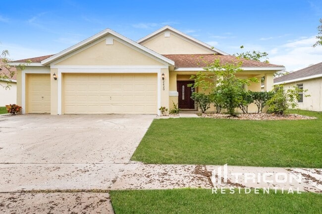 property at 2420 Deer Creek Blvd