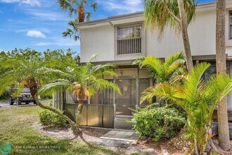3395 Carambola Cir in Coconut Creek, FL - Building Photo - Building Photo