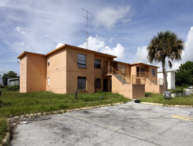 Williams Apartments in Titusville, FL - Foto de edificio - Building Photo