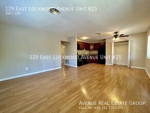 129 E Lockwood Ave in Webster Groves, MO - Building Photo - Building Photo