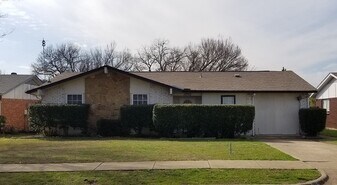 1002 Quebec Dr in Garland, TX - Building Photo