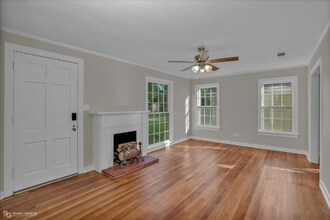 3738 Greenway Pl in Shreveport, LA - Foto de edificio - Building Photo