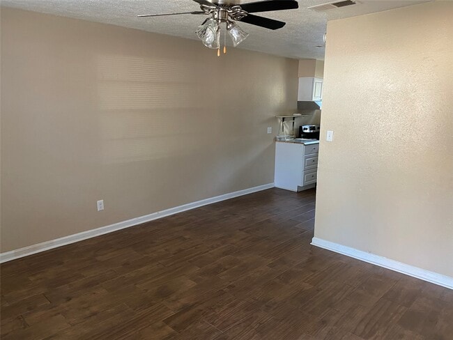 760 Cline St in Huntsville, TX - Building Photo - Building Photo