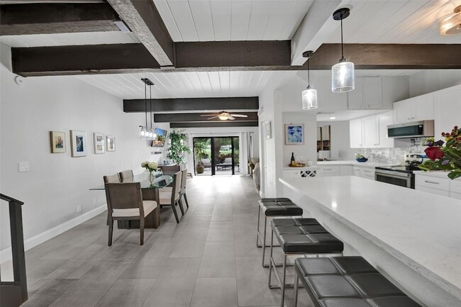 700 E Coco Plum Cir in Plantation, FL - Building Photo - Building Photo