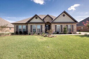 514 Gadwell St in Crestview, FL - Building Photo