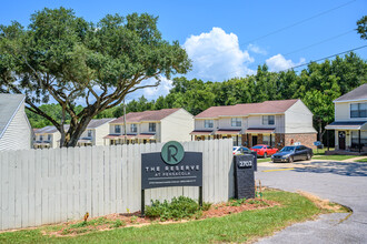 The Reserve at Pensacola in Pensacola, FL - Building Photo - Building Photo