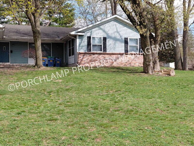 property at 3142 Kalamazoo Ave SE