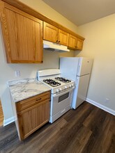 145 S Chatsworth St in St. Paul, MN - Building Photo - Building Photo
