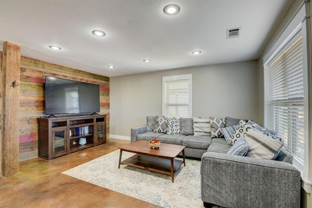 405 Hubbard in Nevada, TX - Building Photo - Building Photo