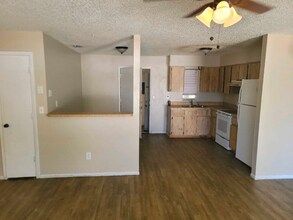 15696 Bolesta Rd in Clearwater, FL - Building Photo - Building Photo