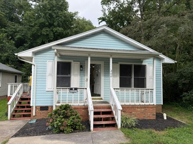 200 Aunt Mary Ave in Greensboro, NC - Foto de edificio - Building Photo