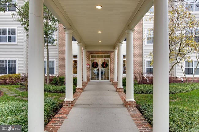 2111 Ganton Green in Ellicott City, MD - Building Photo - Building Photo