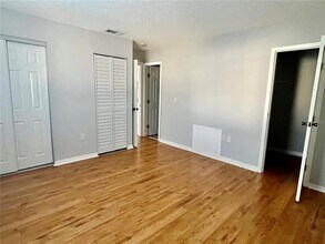 2701 Hidden Lake Dr N in Sarasota, FL - Building Photo - Building Photo