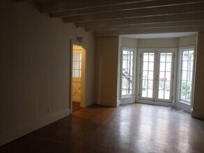 433 Barnard St in Savannah, GA - Building Photo - Building Photo