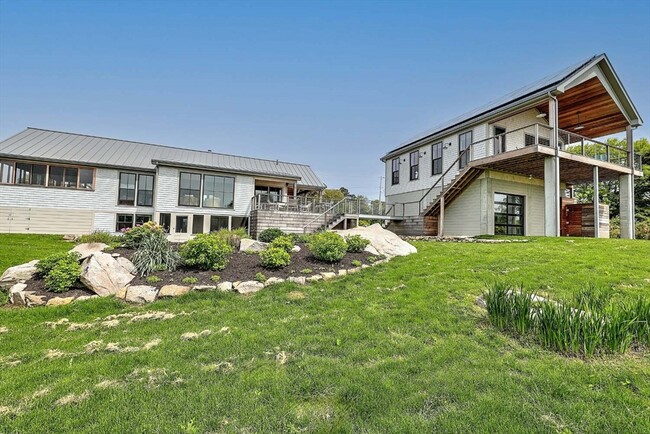 88 3rd St in Westport, MA - Building Photo - Building Photo