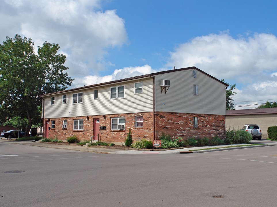 42 N Broadway St in Farmersville, OH - Building Photo