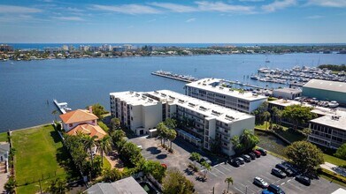 896 N Federal Hwy, Unit 325 in Lantana, FL - Foto de edificio - Building Photo