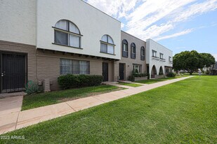 3868 N 30th St in Phoenix, AZ - Building Photo