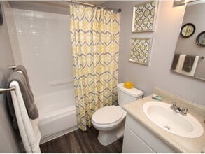 University River Village in Sacramento, CA - Building Photo - Building Photo