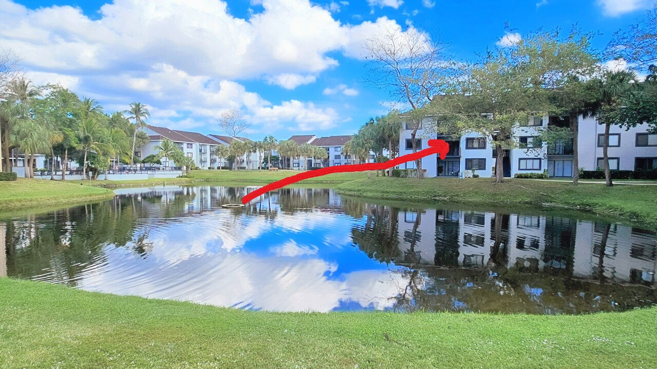 9122 W Atlantic Blvd, Unit 723 in Coral Springs, FL - Building Photo