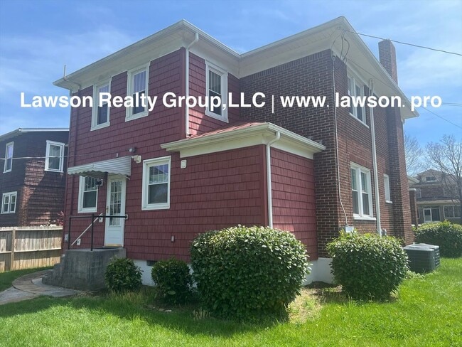 1733 Maiden Ln SW in Roanoke, VA - Building Photo - Building Photo