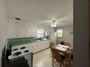 3505 Schroeder Dr in Manitowoc, WI - Building Photo - Building Photo