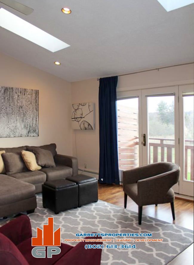 property at 243 Eastview Cir