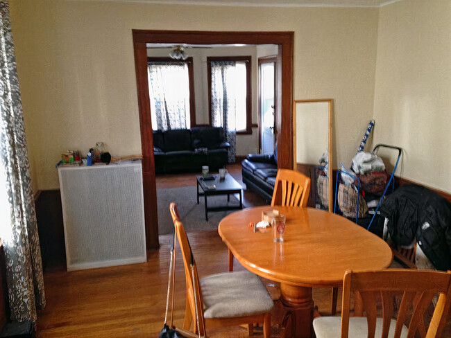 58 Brock St, Unit 2 in Boston, MA - Building Photo - Building Photo