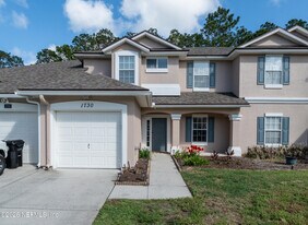 1730 Cross Pines Dr in Orange Park, FL - Building Photo