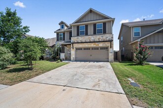 146 Russet Trl in Georgetown, TX - Building Photo - Building Photo