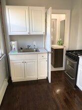 83 Bloomfield Ave, Unit 1 in Caldwell, NJ - Building Photo - Building Photo