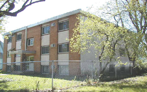 3220 Portland Ave in Minneapolis, MN - Building Photo - Building Photo