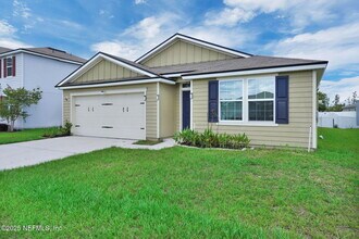 1983 Pebble Point Dr in Green Cove Springs, FL - Building Photo - Building Photo